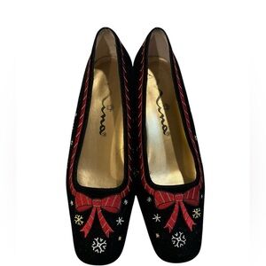 Vintage nina black velvet holiday shoes 7.5M